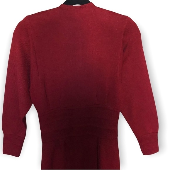 St. John knit long sleeve midi sweater dress red by Marie Gray - Picture 5 of 8